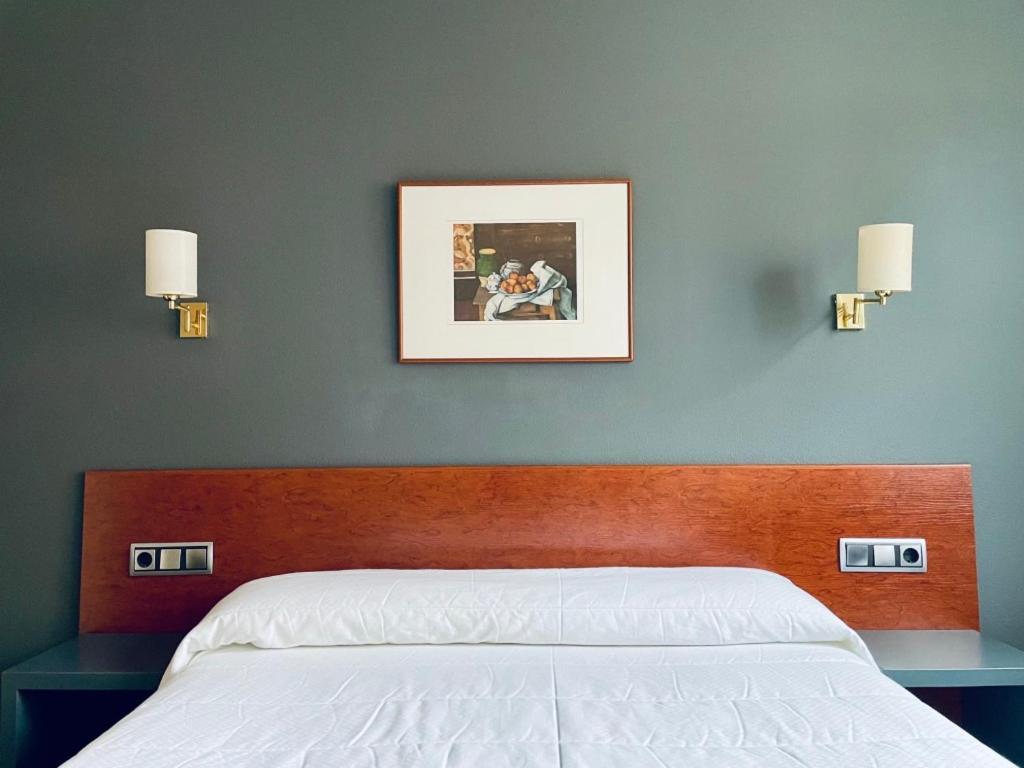 Hotel Yerri إستيلا المظهر الخارجي الصورة