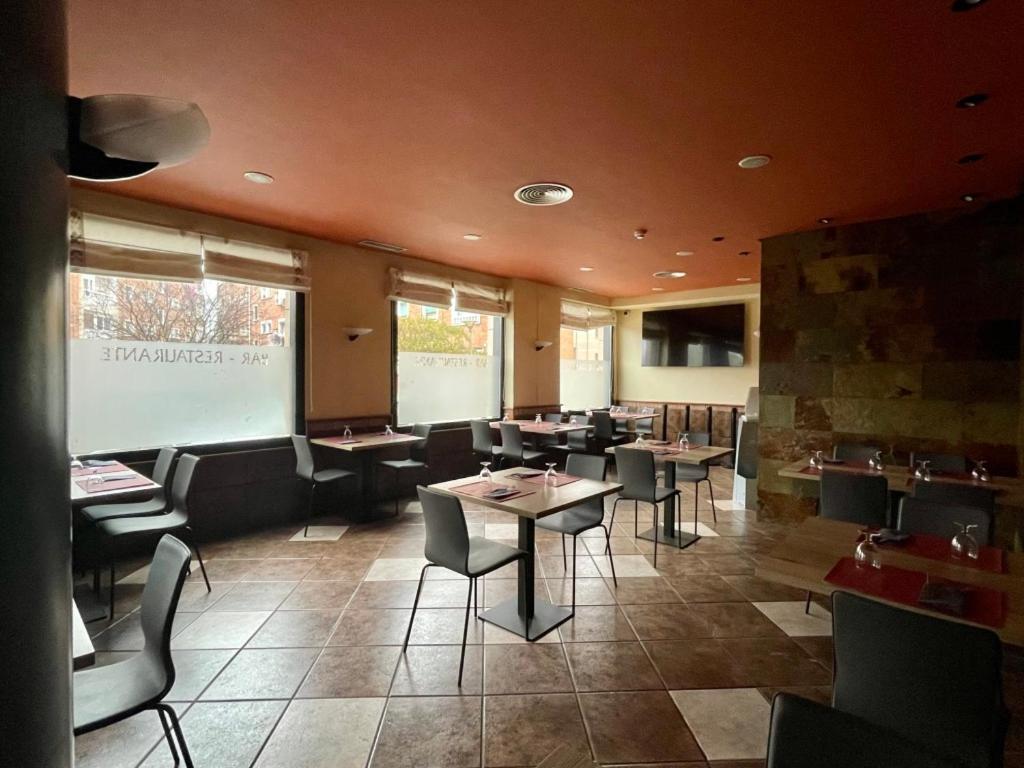 Hotel Yerri إستيلا المظهر الخارجي الصورة