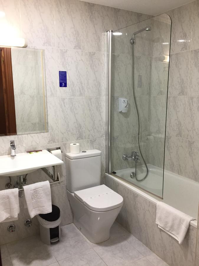 Hotel Yerri إستيلا المظهر الخارجي الصورة